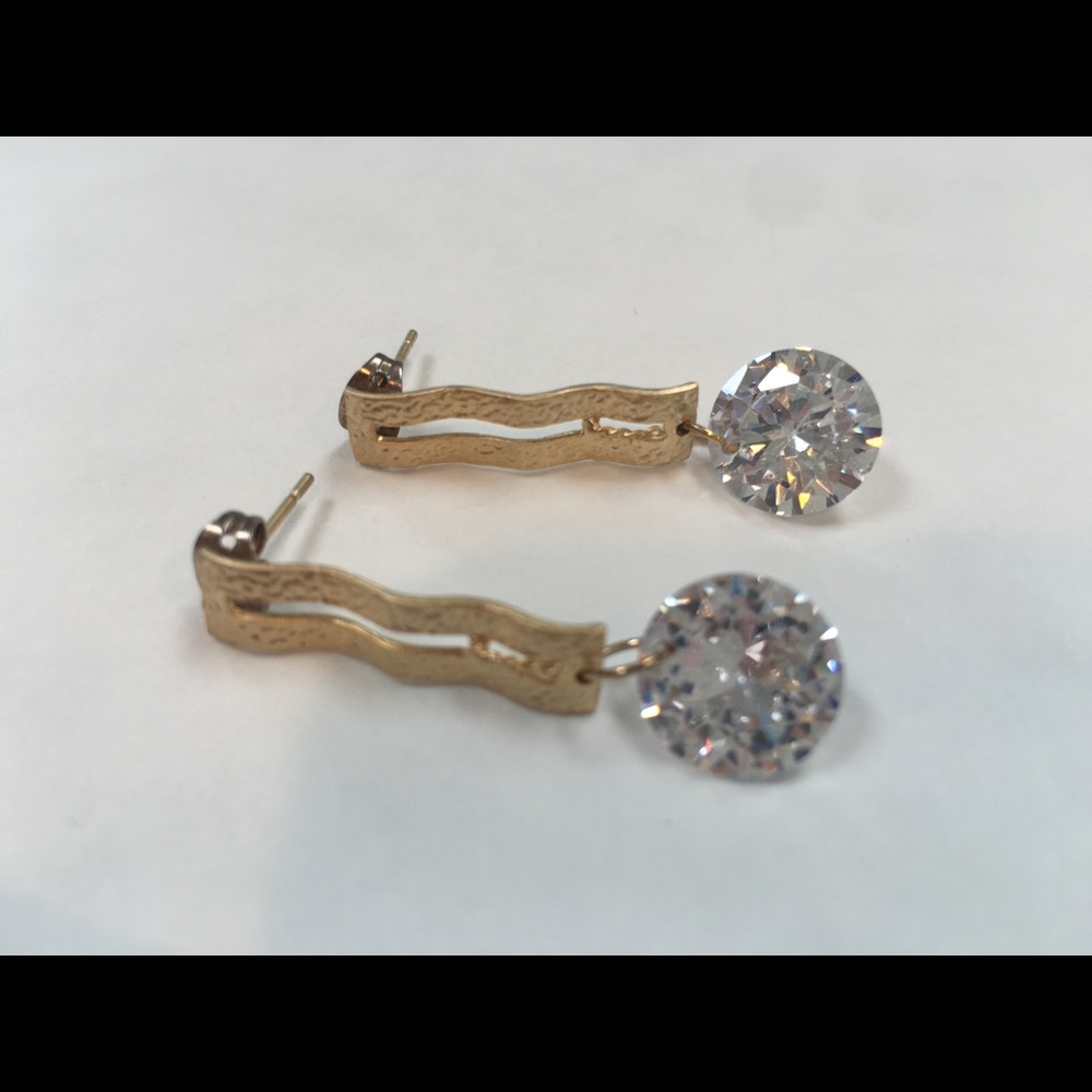 Gold Bar with Rhinestone Earring - Picture 2 of 2